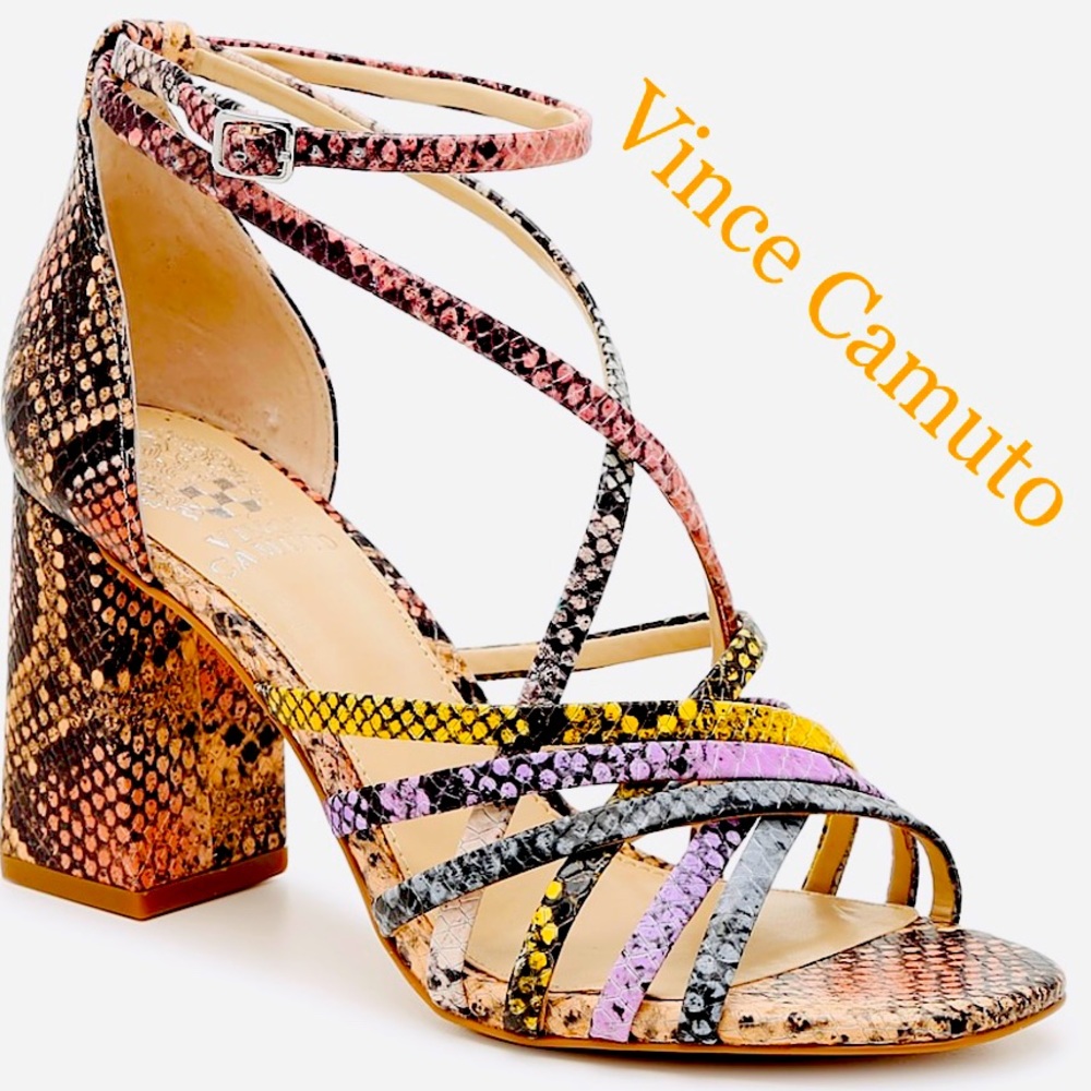 VINCE CAMUTO - SANDALS